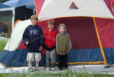 7166 3 boys camping Pbase.jpg