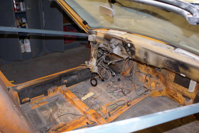 914-6 Wiring Harness Removal - Photo 4