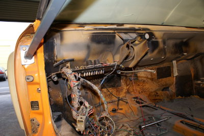 914-6 Wiring Harness Removal - Photo 10