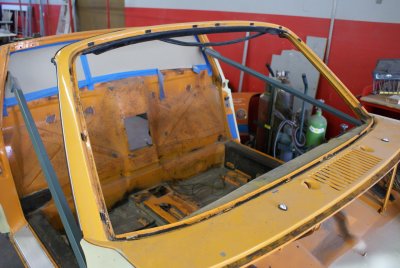 914 Windshield Removal - Photo 11