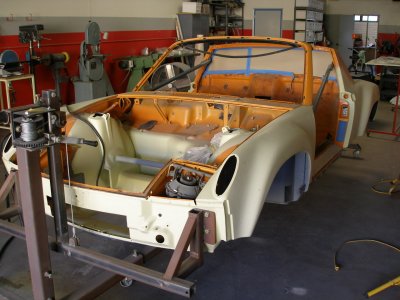 914 Windshield Removal - Photo 15