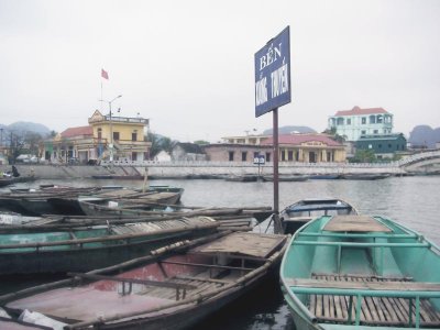Boats waiting  at Tam Coc