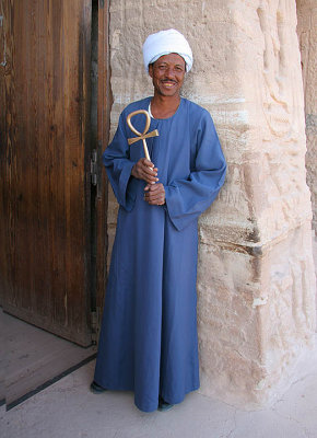 Nefertari Temple guard with Ankh key.jpg