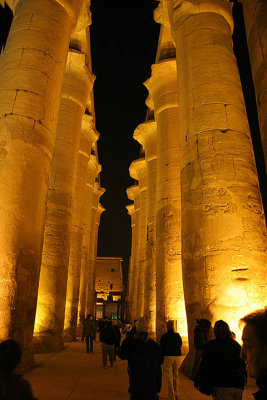 Luxor Temple processional colonnade at night.jpg