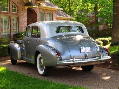 Neighbor's old Cadillac ca. 1939 ?.jpg