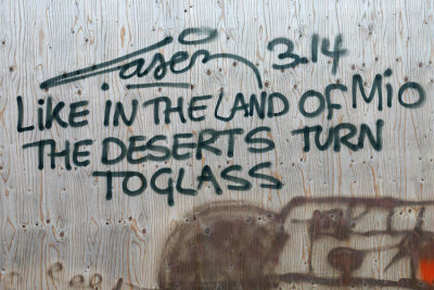 Deserts turn to glass