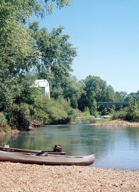 20_big_river_boats.jpg