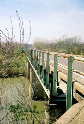 07_bridge_into_timesbeach.jpg