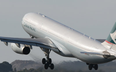 Cathay Pacific Airbus A330-343X