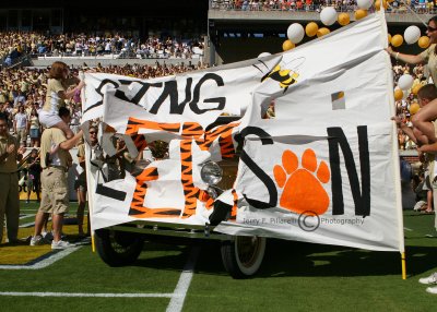 The Ramblin’ Wreck leads the team into the stadium