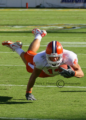 Clemson WR Grisham gets acrobatic