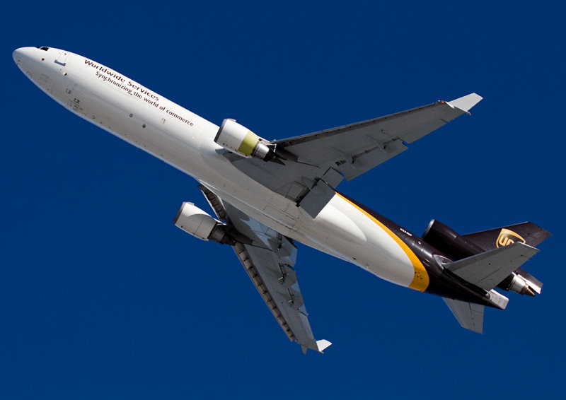 UPS MD-11F