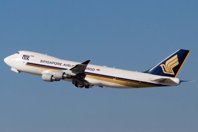Singapore Airlines Cargo - Take Off 25R LAX