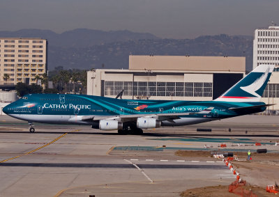 Cathay Pacific B747-400 - Asias World City Livery