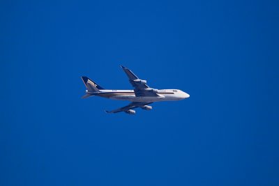 Singapore Airlines Cargo passing LAX at approximately 5000'