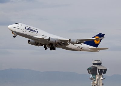 Lufthansa B747-400