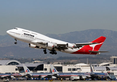 Qantas B747-400