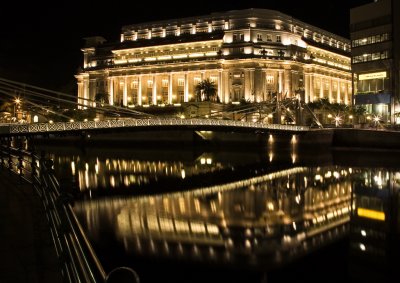 Fullerton Hotel By Night