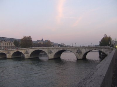 P5 Bridge over Seine.JPG