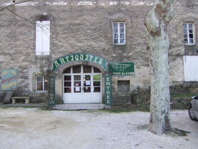 D5  Les Croisees - Brocante.JPG