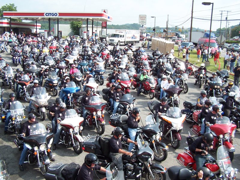 Over 100 cycles made a Citgo Stop in Troutville, VA