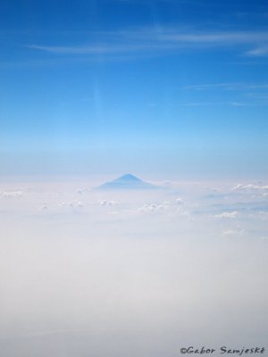 富士山　(Fujisan）