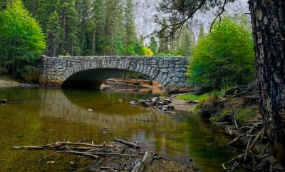 1527-Bridge-over-Shallow-wa.jpg