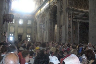 Crowds in the Vatican