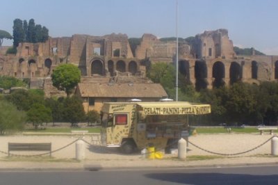 Snack Bus in Rome