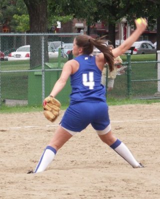 Erin Pitches From Underground