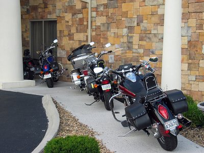 Holiday Inn Express - VIP Parking