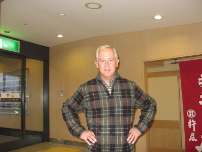 Bob's new shirt   102306_027.jpg