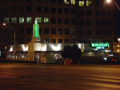 A Kansas City tradition, started in 1940. Everyone native to Kansas City has heard of & eaten at, Winsteads.