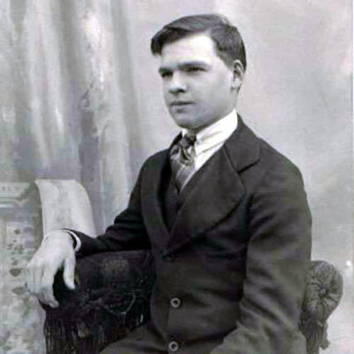 George Francis Coatney was the third child of four born to Benjamin Harrison Coatney & his wife, Hattie Magnolia Morgan Coatney. To my knowledge, this man never married, nor did he have any issue. This photograph was sent to me by Donald G. Coatney. He is in possession of the original.