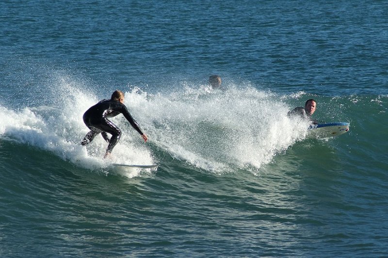 16 May 07 - Surf Action at Lyall Bay
