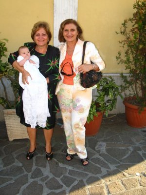 Angelica, Nonna and Lina