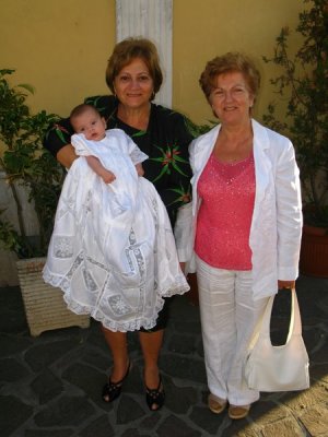 Angelica, Nonna and Zia Lilina