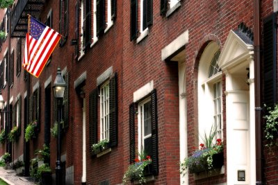 Acorn Street, Horizontal