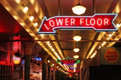 Pike Place Neon II