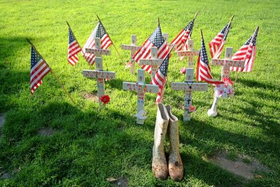 Informal Firefighter Memorial, Commonwealth Avenue