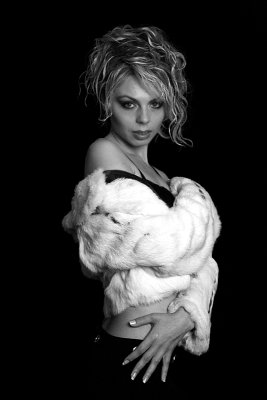 Nadia_090107_143_bw.jpg