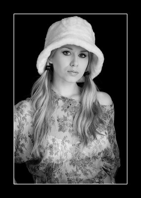 Valeria_2549_bw.jpg