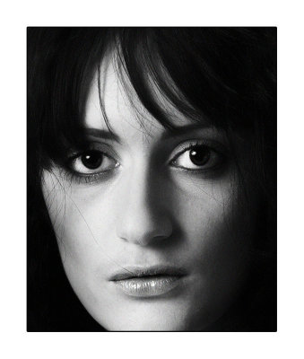 Laura _2490_bw.jpg