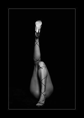 AlonaN _2498-bw.jpg