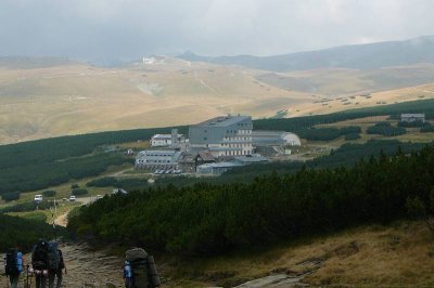 ...po czym udać się na spoczynek do jednego z wielu hoteli...