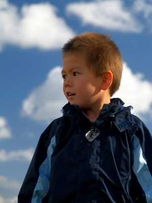 2007-09-11 Oliver in clouds