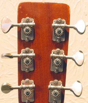 6-string Tuning machines  (Gary)
