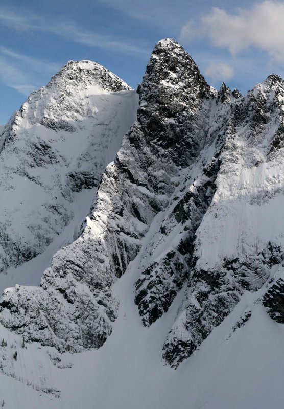 Distal Phalanx,Upper N Arete, View SE (Mantis030607-_52.jpg)