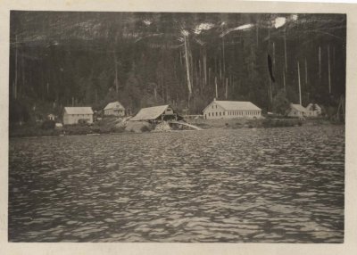 Baker Lake Fish Hatchery, c. 1916 (BakerLakeFishHatchery1916adj.jpg)