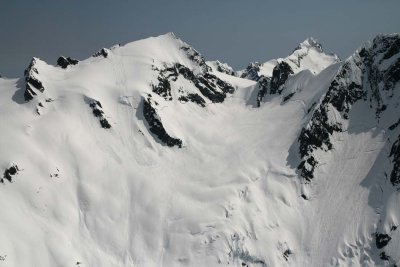 Pelion N Face (L), Tantalus, & Ossa (R) (Tantalus051407-_217.jpg)